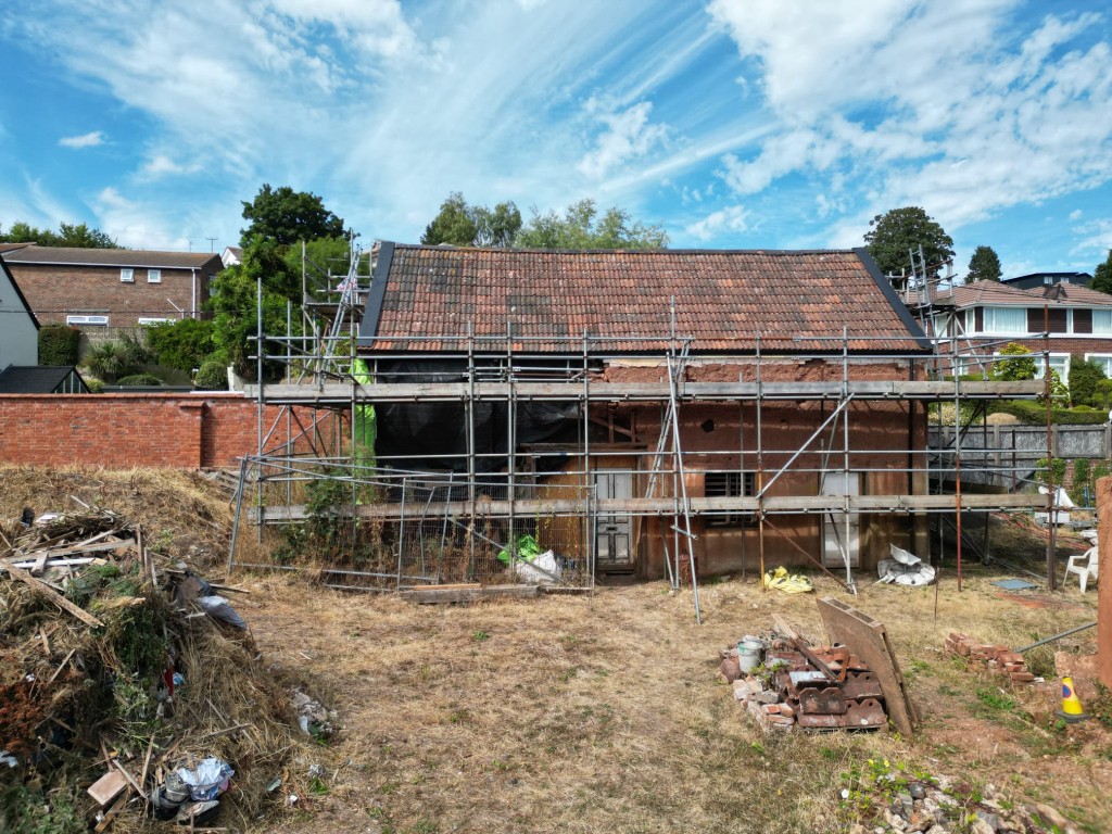 Lot: 198 - FORMER HISTORIC SITE FOR RESIDENTIAL DEVELOPMENT WITH PLANNING FOR SEVEN DWELLINGS - Coach House